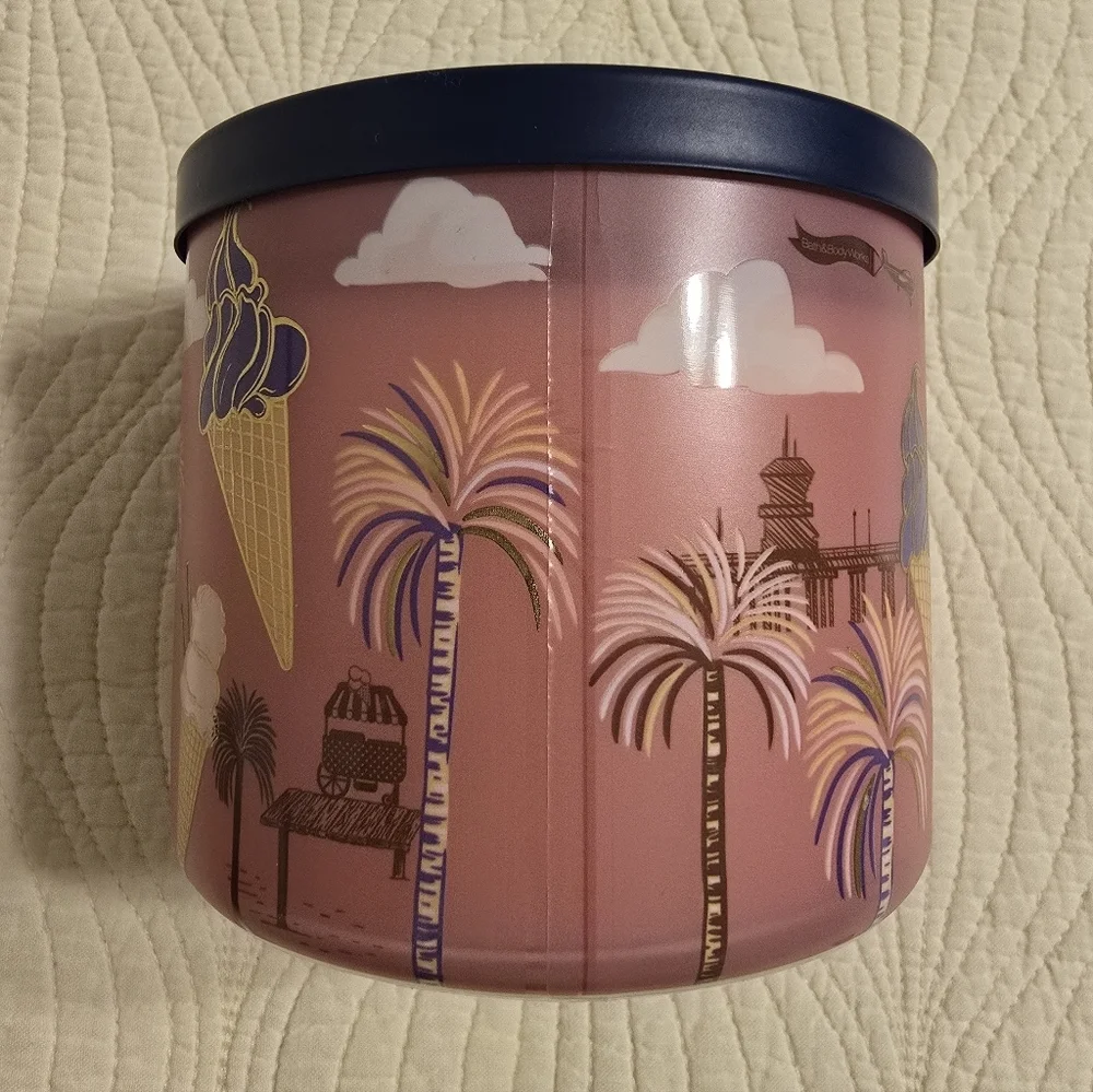 NEW Bath & Body Works Sugar Cone Crunch Soy Wax Blended Full Size Candle